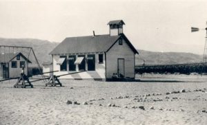 29 Palms Museum: Old Schoolhouse Style