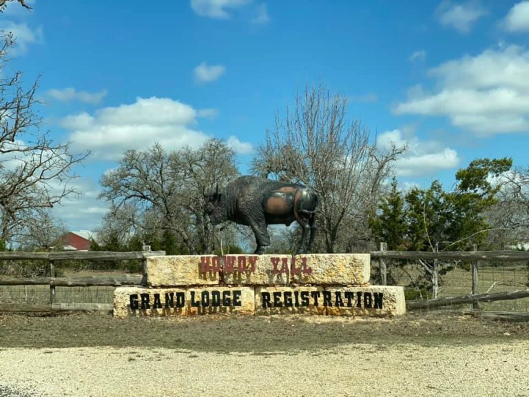 Antler Oaks Lodge RV Resort in Texas Hill Country
