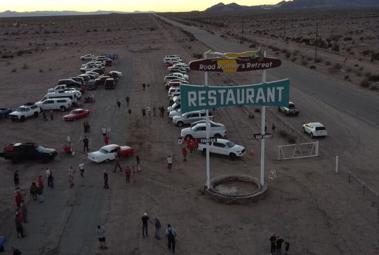 Road Runner’s Retreat on Route 66: A Light to Remember